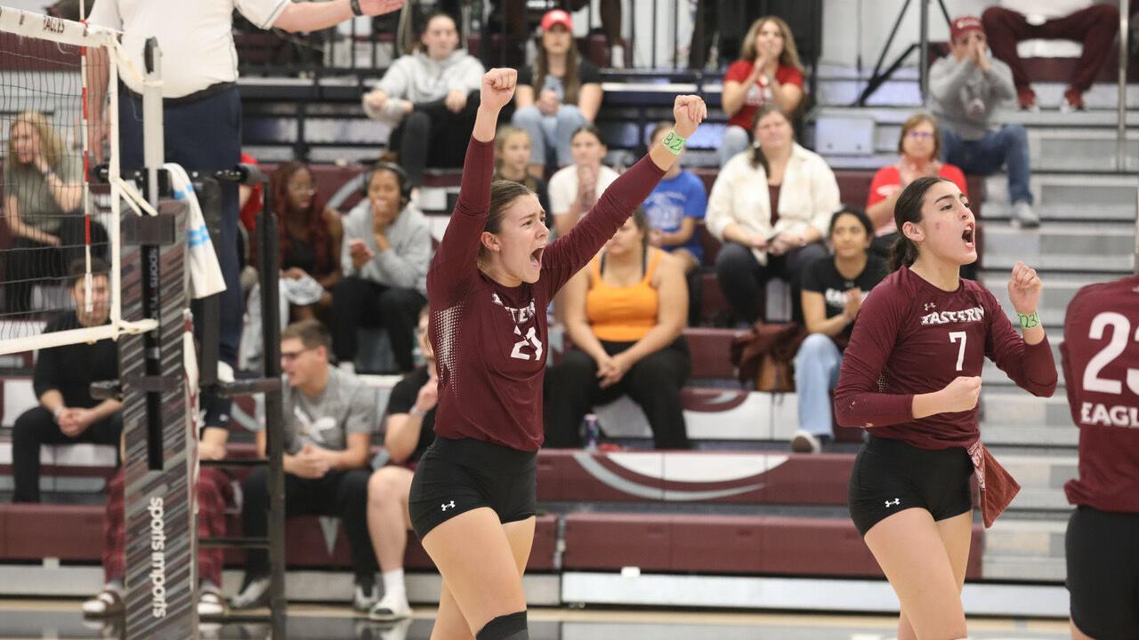 Not even a torn ACL can keep Garden Spot grad from playing in her final college volleyball match